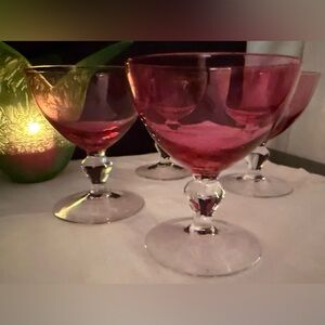 4 Cranberry Glass Cordial glasses. 5oz Art Deco hot pink.